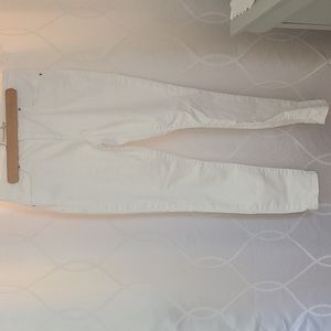 Denim Levi Capri pant with Mark on back of right leg